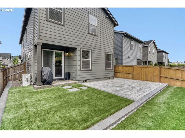 228 N 30TH Dr, Ridgefield, WA 98642