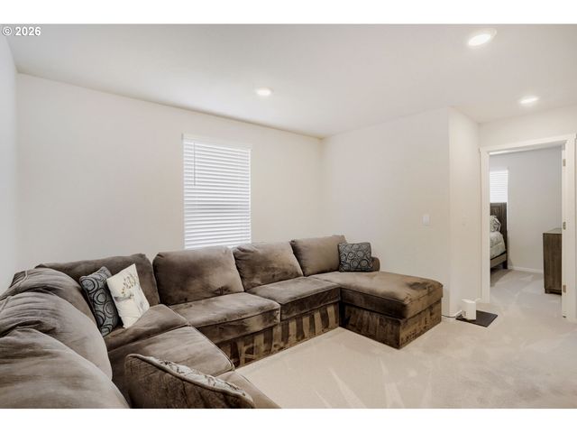 228 N 30TH Dr, Ridgefield, WA 98642