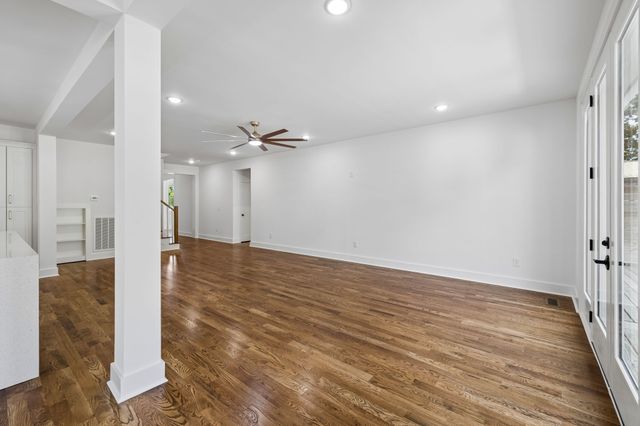 3824 Saunders Ave, Nashville, TN 37216