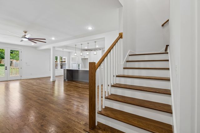 3824 Saunders Ave, Nashville, TN 37216