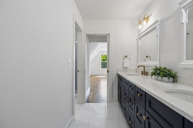 3824 Saunders Ave, Nashville, TN 37216