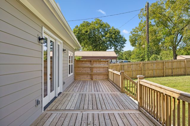 3824 Saunders Ave, Nashville, TN 37216