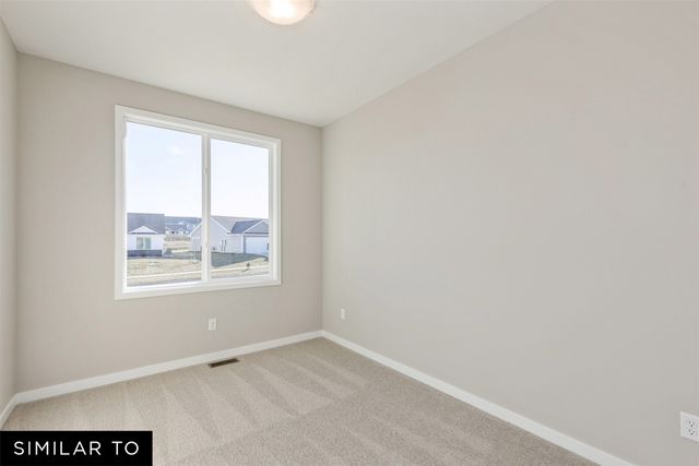 5718 NE Creek Ridge Drive, Ankeny, IA 50021