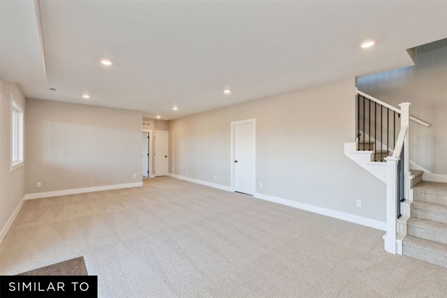 5718 NE Creek Ridge Drive, Ankeny, IA 50021