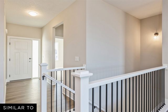 5718 NE Creek Ridge Drive, Ankeny, IA 50021