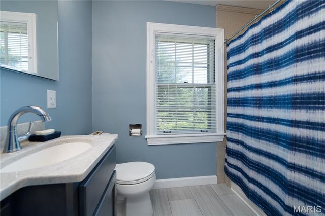 1 E Weldon Springs Heights Drive, St Charles, MO 63304