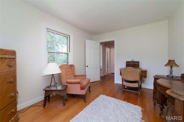 1 E Weldon Springs Heights Drive, St Charles, MO 63304