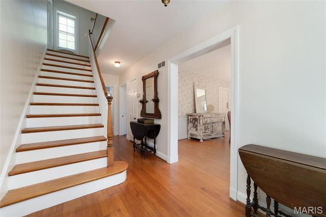 1 E Weldon Springs Heights Drive, St Charles, MO 63304