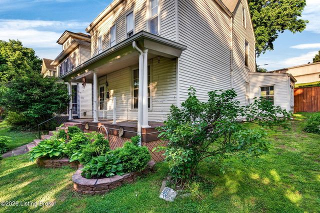 148 Coral Ct, Louisville, KY 40206