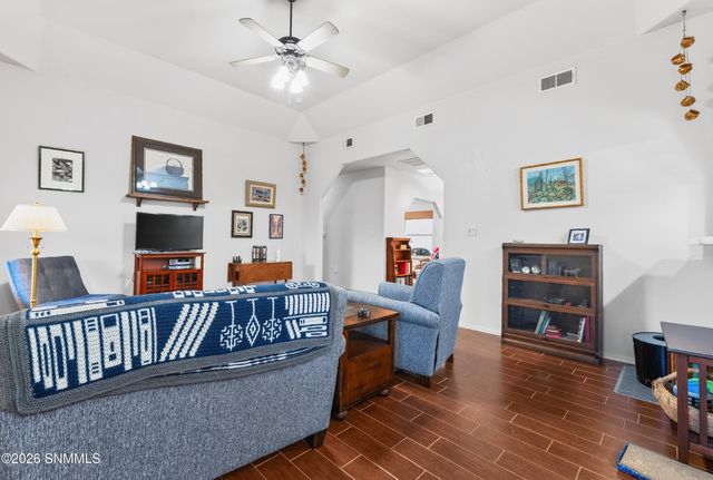 2540 Scenic Crest Loop, Las Cruces, NM 88011