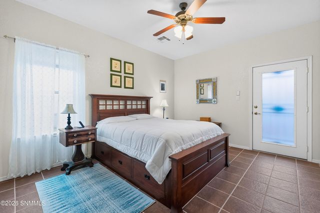 2540 Scenic Crest Loop, Las Cruces, NM 88011