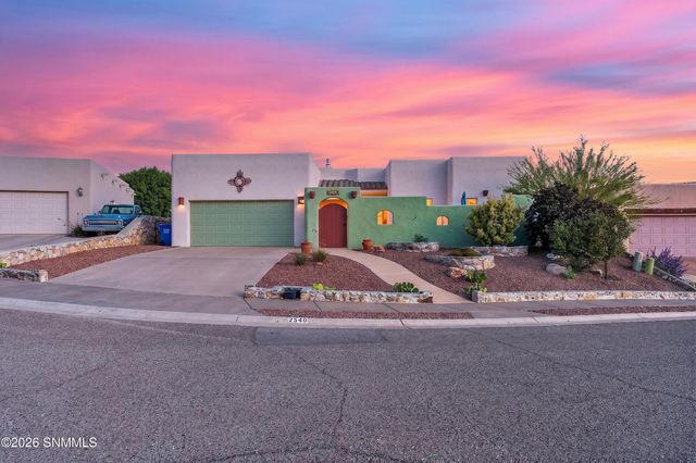 2540 Scenic Crest Loop, Las Cruces, NM 88011
