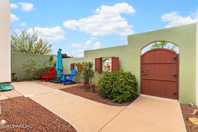 2540 Scenic Crest Loop, Las Cruces, NM 88011