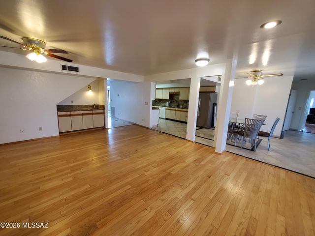 6400 E Calle Cavillo, Tucson, AZ 85750