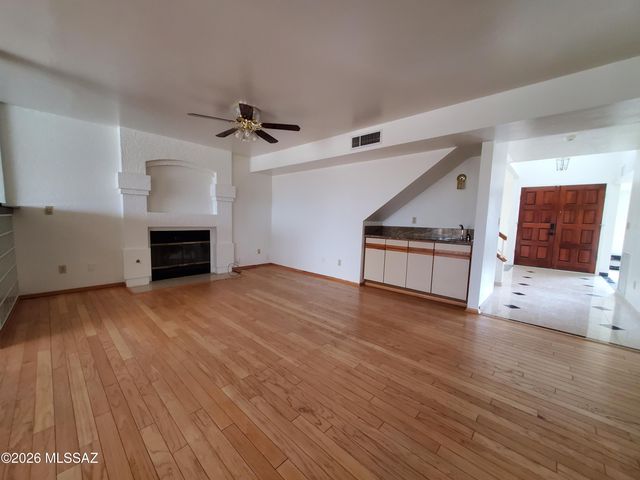 6400 E Calle Cavillo, Tucson, AZ 85750
