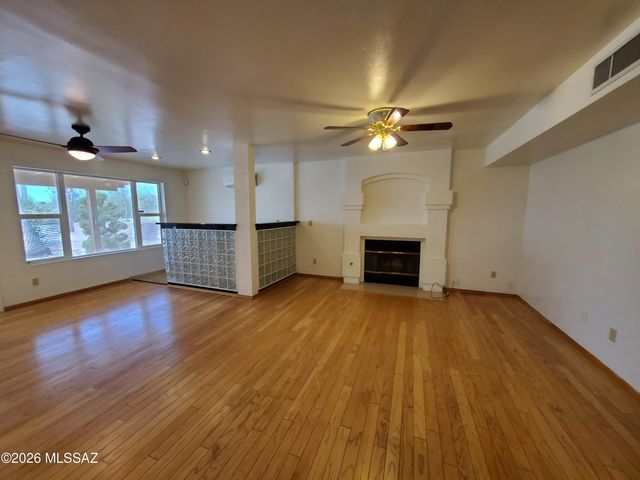 6400 E Calle Cavillo, Tucson, AZ 85750
