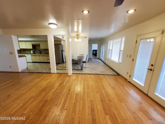 6400 E Calle Cavillo, Tucson, AZ 85750