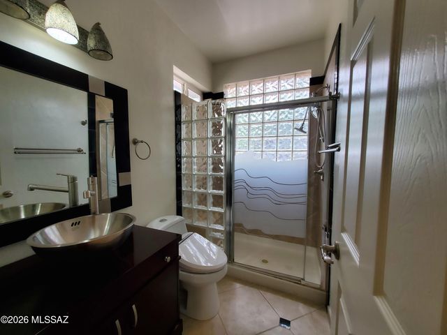 6400 E Calle Cavillo, Tucson, AZ 85750