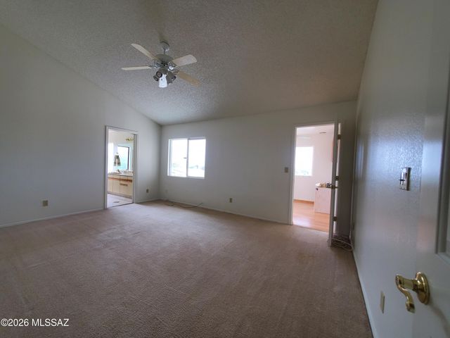 6400 E Calle Cavillo, Tucson, AZ 85750
