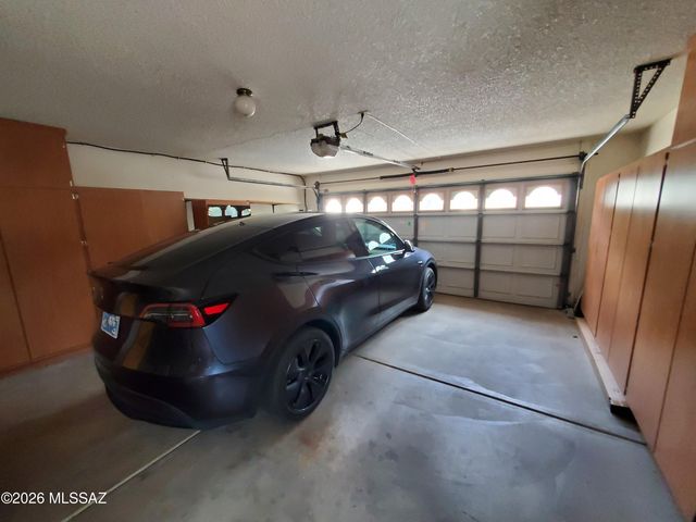 6400 E Calle Cavillo, Tucson, AZ 85750