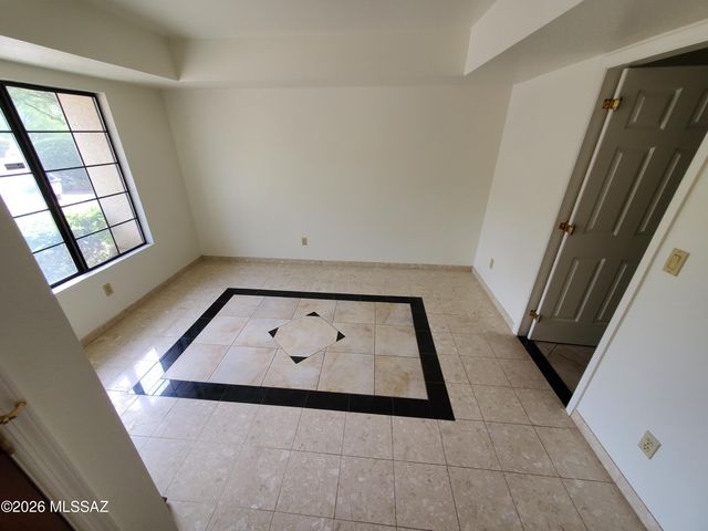 6400 E Calle Cavillo, Tucson, AZ 85750