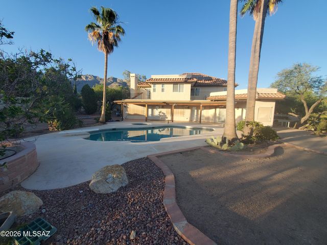 6400 E Calle Cavillo, Tucson, AZ 85750