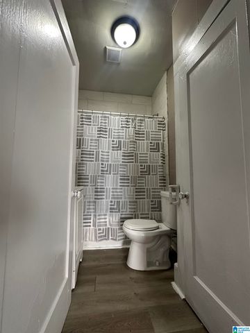 1100 4TH AVENUE W, Birmingham, AL 35204