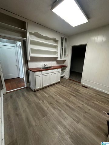 1100 4TH AVENUE W, Birmingham, AL 35204