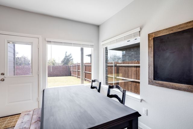 425 Passenger Trail, Fort Worth, TX 76131