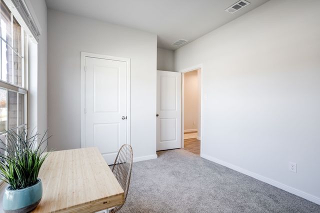 425 Passenger Trail, Fort Worth, TX 76131