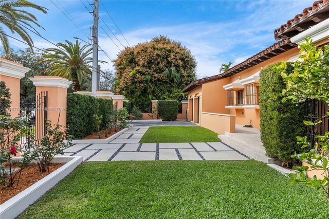 1181 S Alhambra Cir, Coral Gables, FL 33146