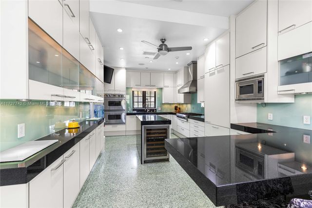 1181 S Alhambra Cir, Coral Gables, FL 33146