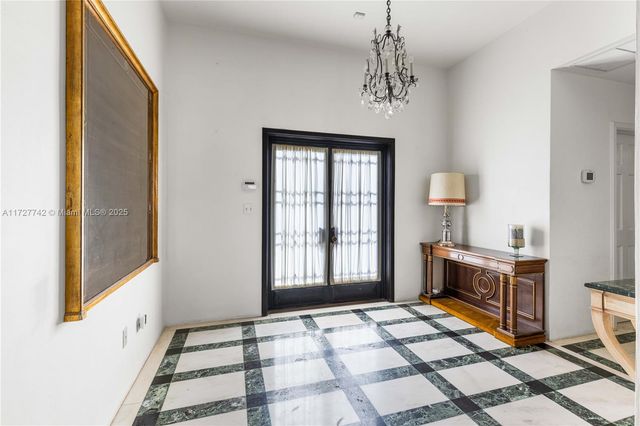 1181 S Alhambra Cir, Coral Gables, FL 33146