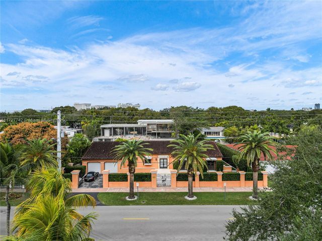1181 S Alhambra Cir, Coral Gables, FL 33146