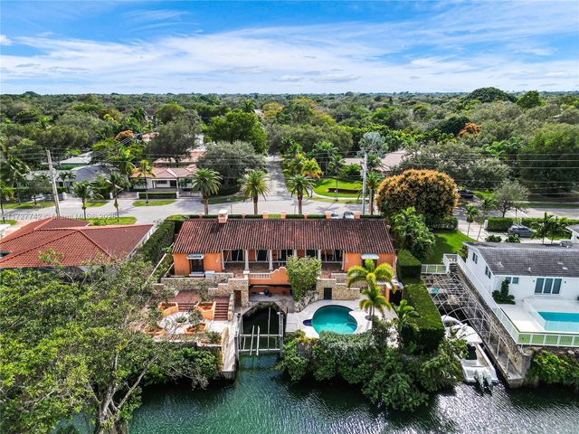 1181 S Alhambra Cir, Coral Gables, FL 33146