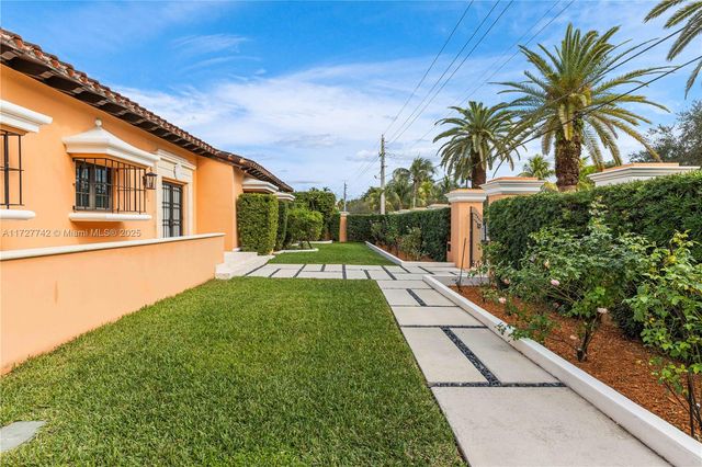 1181 S Alhambra Cir, Coral Gables, FL 33146