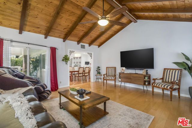 13531 Fusano Avenue, Sylmar (los Angeles), CA 91342