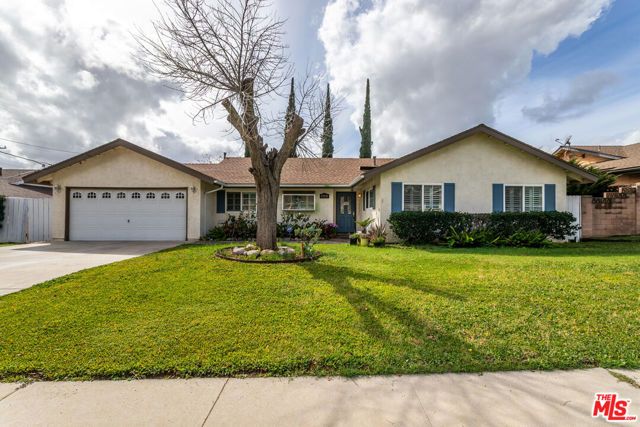 13531 Fusano Avenue, Sylmar (los Angeles), CA 91342