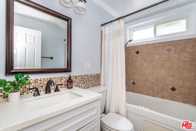 13531 Fusano Avenue, Sylmar (los Angeles), CA 91342