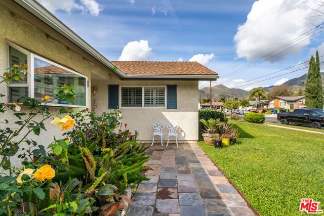 13531 Fusano Avenue, Sylmar (los Angeles), CA 91342