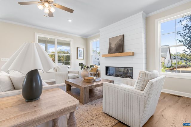 2D CORSHAM ST, Crozet, VA 22932