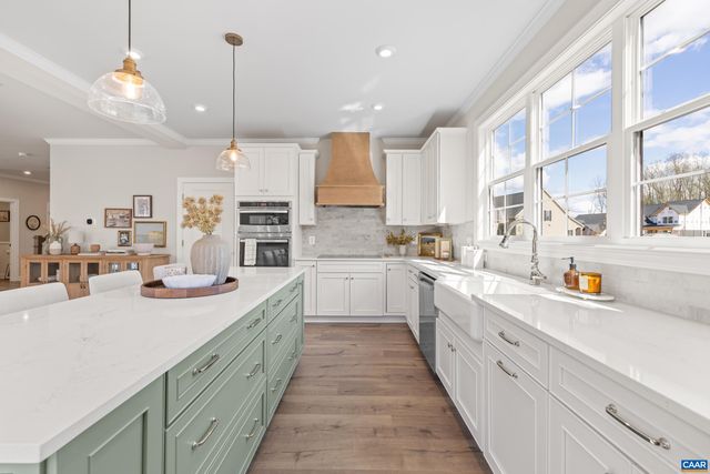 2D CORSHAM ST, Crozet, VA 22932