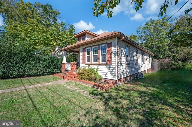 105 CHATHAM ST, Fredericksburg, VA 22405