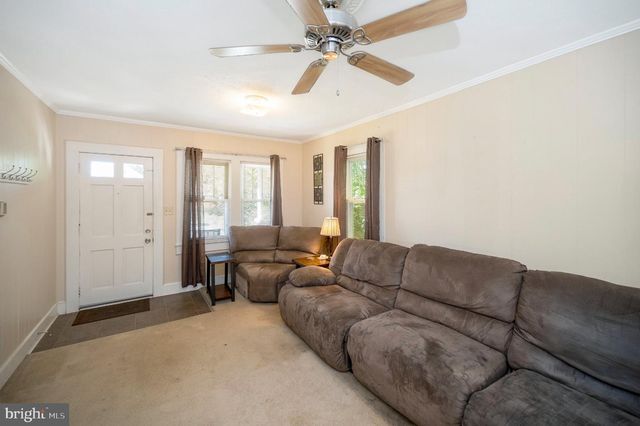 105 CHATHAM ST, Fredericksburg, VA 22405