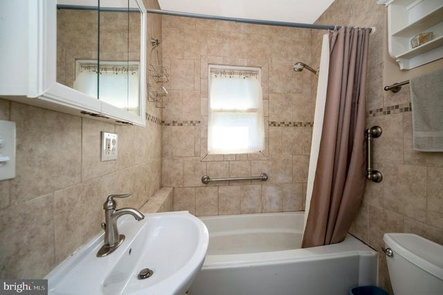 105 CHATHAM ST, Fredericksburg, VA 22405
