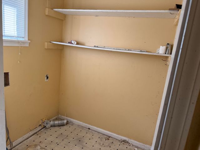 275 FLYNN RD, Memphis, TN 38109