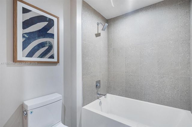 11 NE 6th Street 2206, Miami, FL 33132