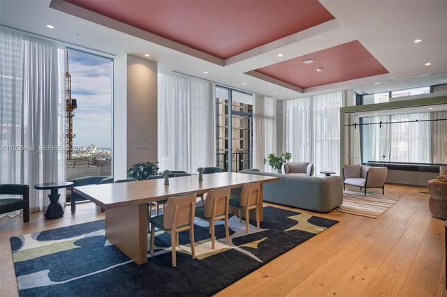 11 NE 6th Street 2206, Miami, FL 33132