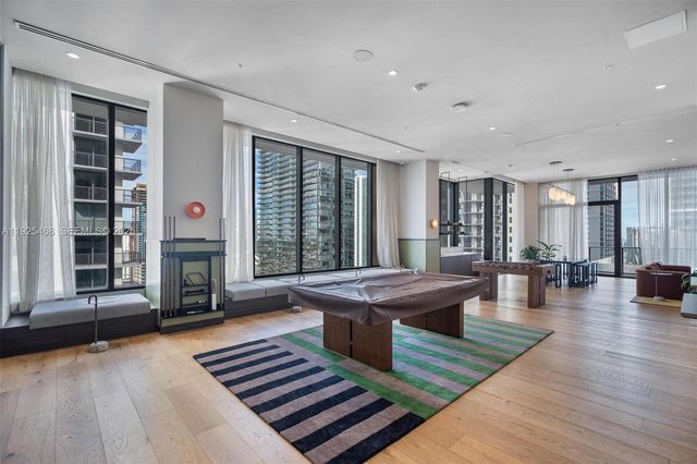 11 NE 6th Street 2206, Miami, FL 33132