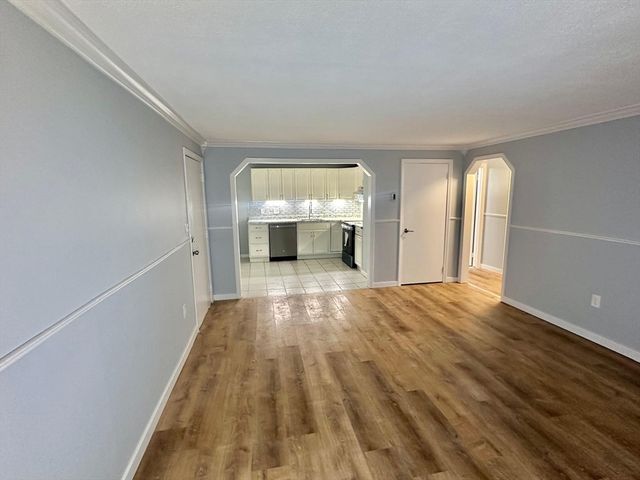 4 Hazelwood 6, Dracut, MA 01826